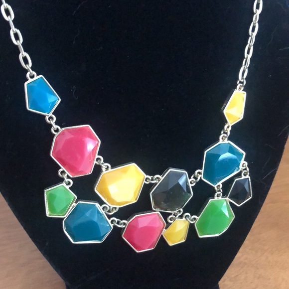 Multi-Color Statement Necklace - Picture 3 of 4